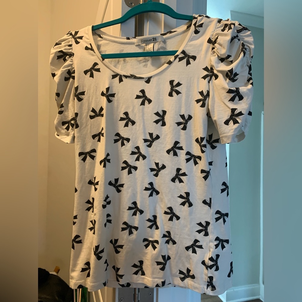 Cute bow shirt